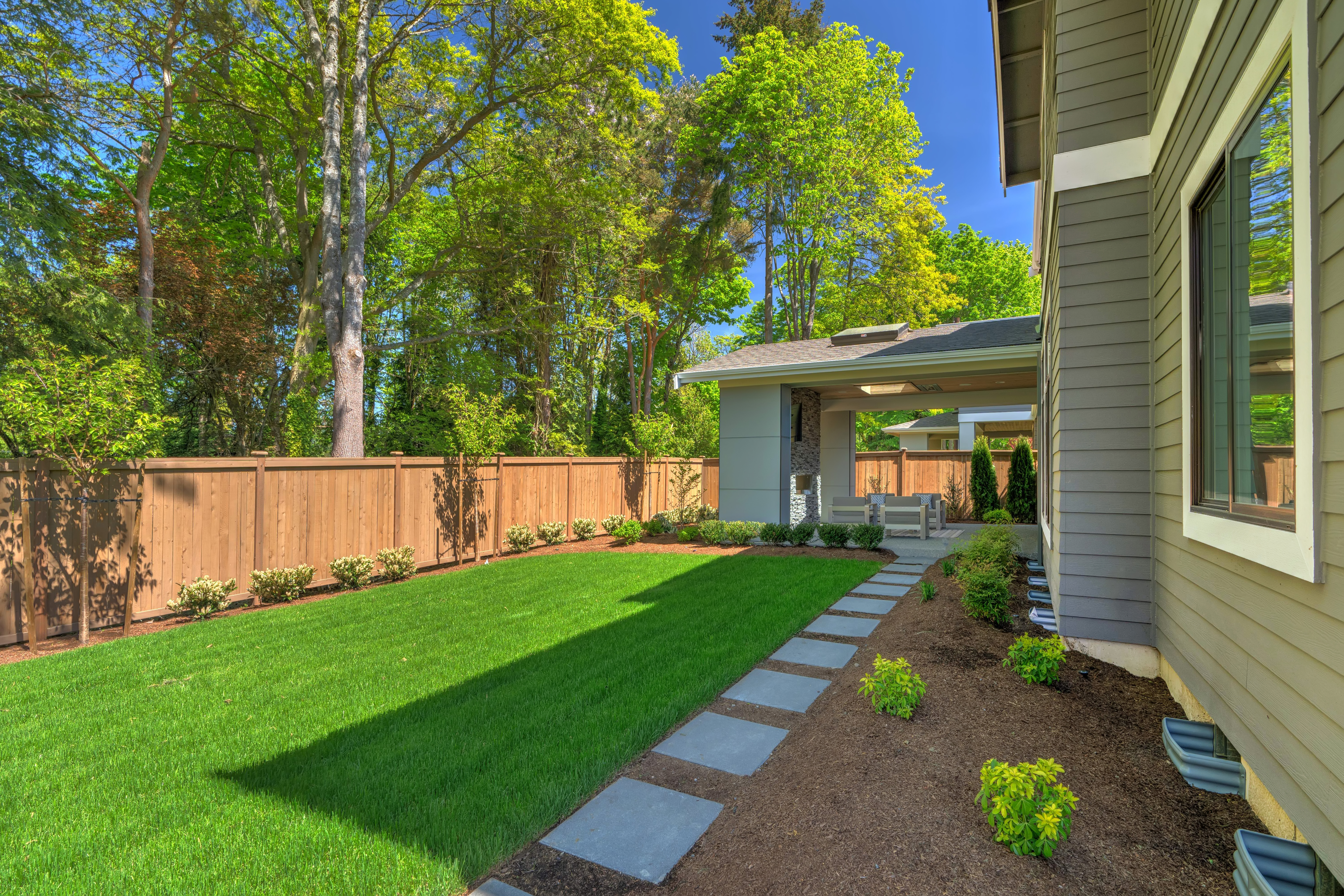 garden wall 3